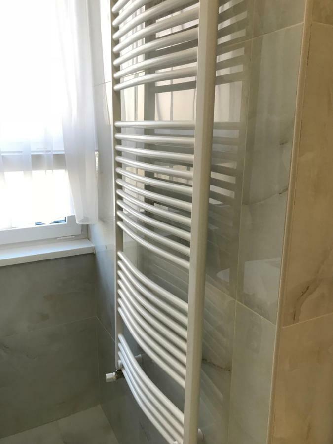 Ella Apartman Debreţin Exterior foto